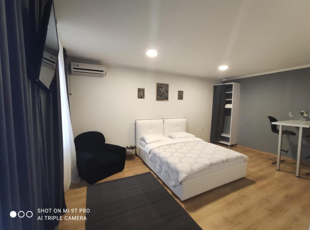 Studio In The Center Appartement Chişinǎu Buitenkant foto